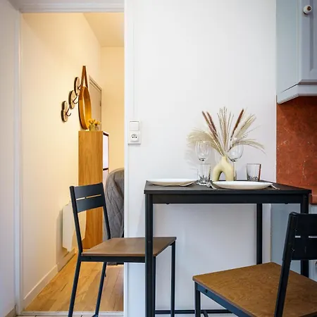 F2 Wifi Centre 3pers * Saint-Quentin (Aisne)
