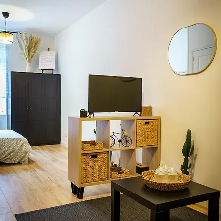 F2 Wifi Centre 3pers * Saint-Quentin (Aisne)